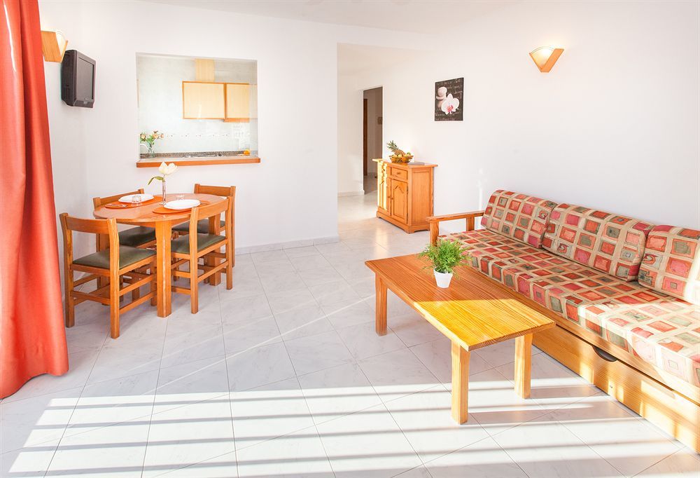 Typic Oasis Sa Tanca Lägenhet Cala Llonga  Exteriör bild