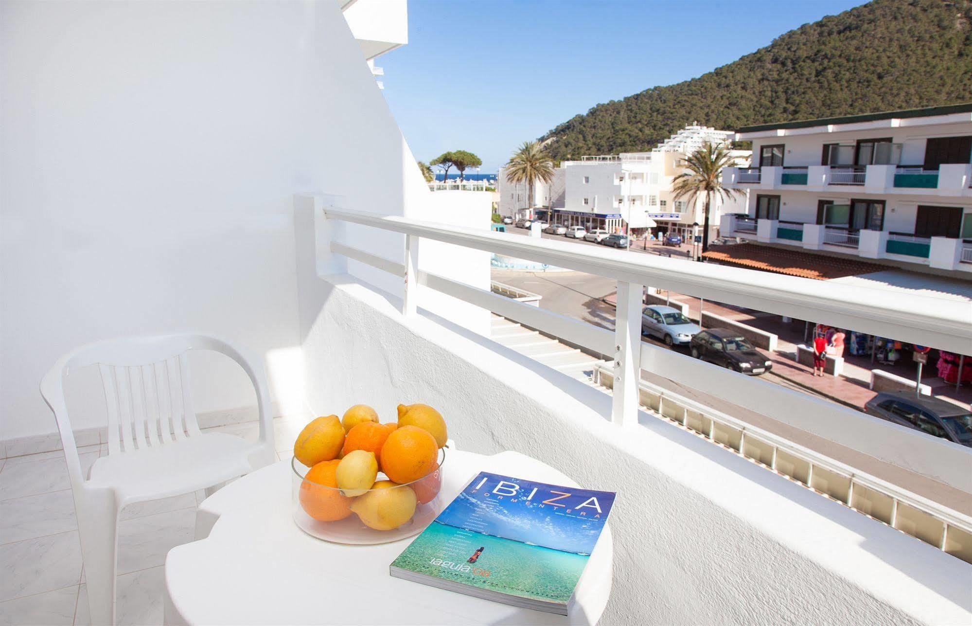 Typic Oasis Sa Tanca Lägenhet Cala Llonga  Exteriör bild